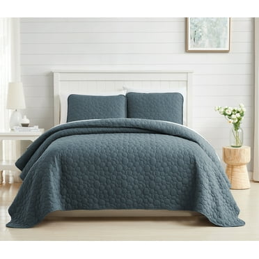 Southshore Fine Linens Oversized Quilt Bedding Set lightweight, prewash fabric soft coverlet bedspread 2-Piece, One matching sham (68 in wide x 98 in long), Pebble Blue Mirage, Twin / Twin XL