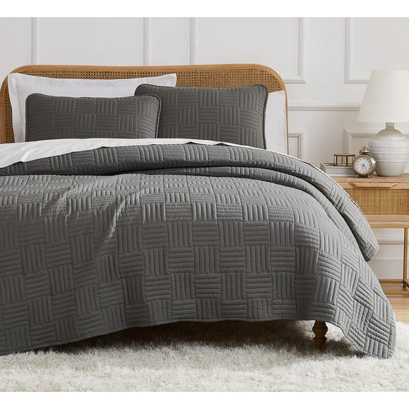 Southshore Fine Linens Oversized Quilt Bedding Set lightweight, prewash fabric soft coverlet bedspread 3-Piece, two matching shams (108 in wide x 98 in long), Grid Slate, King / California King