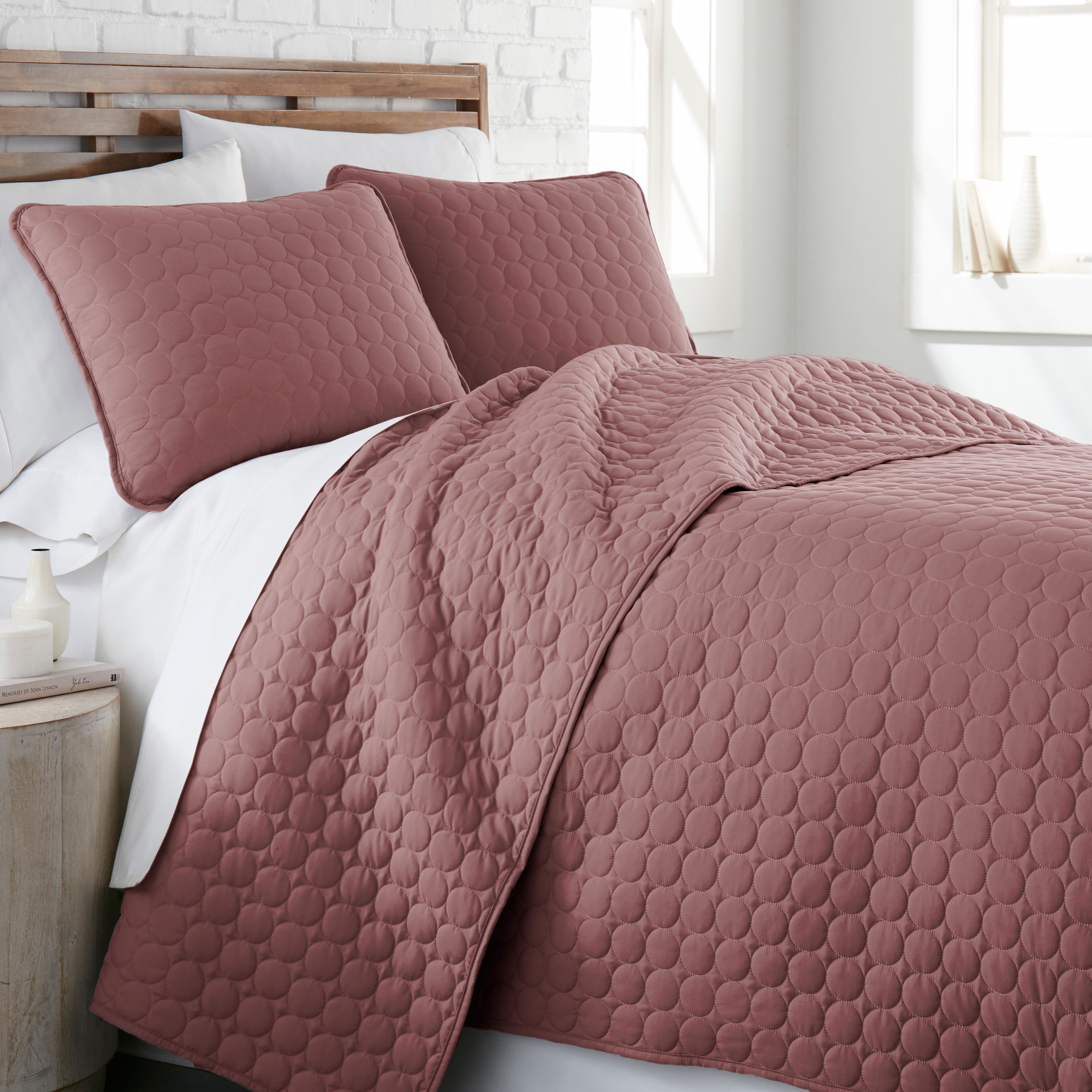 Rose Twin Quilt Set with Standard Sham