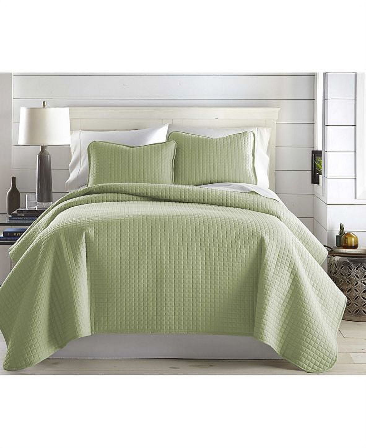 Green Full Microfiber Quilt Set with Shams