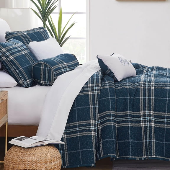 Southshore Fine LinensOversized 5-Piece Twin / Twin XL Quilt Bedding Set with two matching shams and three decorative throw pillows, oversized soft bedspread Vilano Plaid Blue