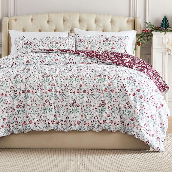 Southshore Fine Living, Inc. Christmas King Duvet Cover with 2 Pillow Shams - Holly & Snowflakes