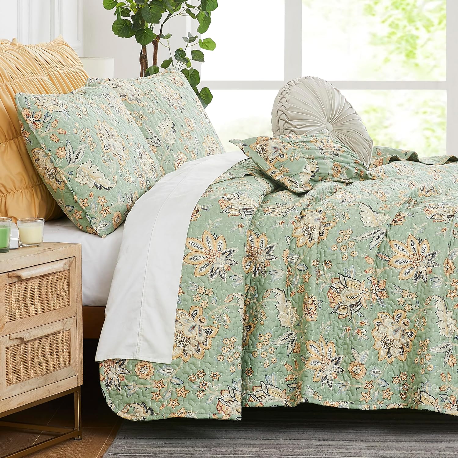 Southshore Fine Living, Inc. Oversized King Quilt Bedding Set 7Pieces