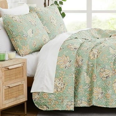 Southshore Fine Living, Inc. Oversized King Quilt Bedding Set, Jacobean Willow Floral Quilt Set with 2 Matching Pillow Shams, Lightweight California King Bedspread, Soft Microfiber Quilt, Green