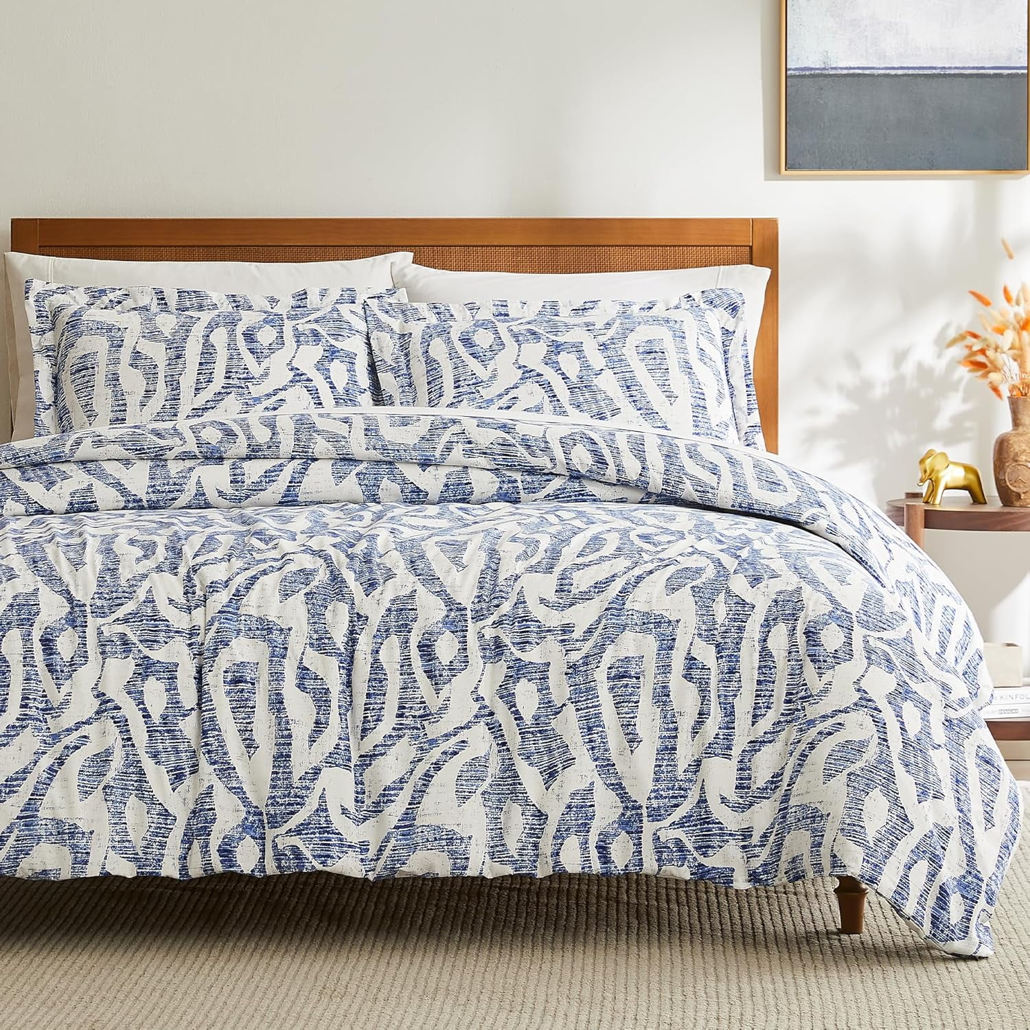 Khari Blue Full Microfiber Quilt Set with Shams