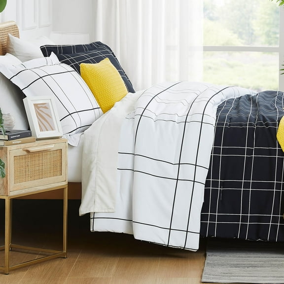 Southshore Fine Living, Inc. Reversible 5-Piece Full/Queen Comforter Set, Microfiber with Down Alternative, Acrylic Throw Blanket for Bed, 2 Pillow Shams, Throw Pillow Cover, Black/White Plaid