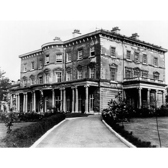 Southwick House History (36 x 24)