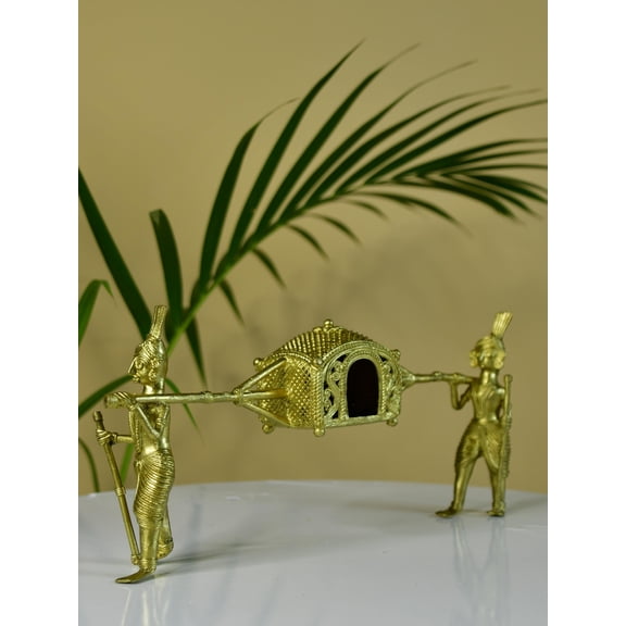 Sowpeace Golden Brass Wed on Palki 8 inch Figurine Pack of 1