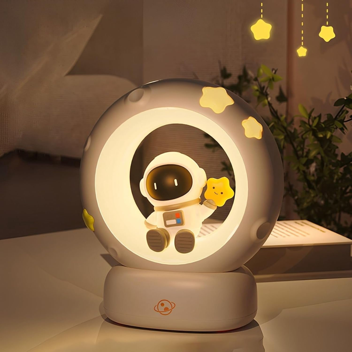 Space Astronaut LED Night Light for Kids, Cute Nursery Lamp with Touch Sensor, 3-Level Dimmable Rechargeable Bedside Light, Astronaut Decor Gifts for Girls Baby
