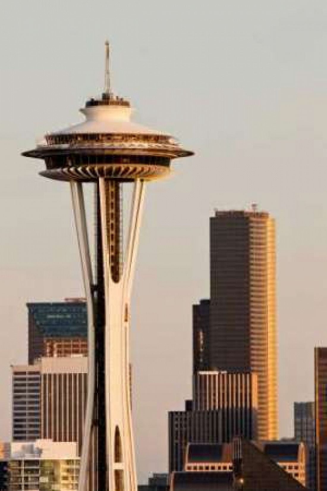Space Needle III Canvas Art - Bob Stefko (12 x 18)