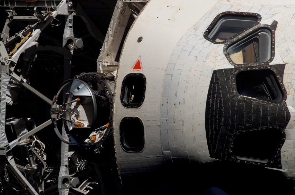 Space Shuttle Atlantis Canvas Art - Stocktrek Images (34 x 23)