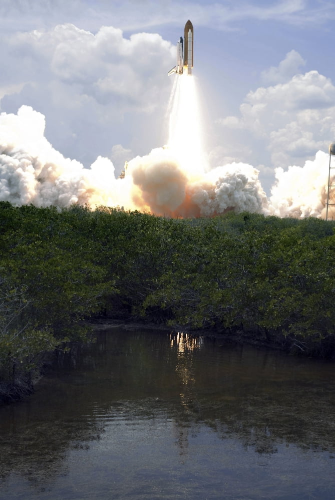 Space Shuttle Atlantis lifts off from its launch pad Canvas Art - Stocktrek Images (23 x 34)