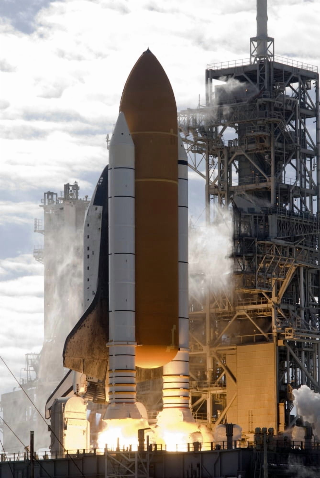 Space Shuttle Atlantis lifts off from its launch pad at Kennedy Space Center Florida Canvas Art - Stocktrek Images (23 x 34)