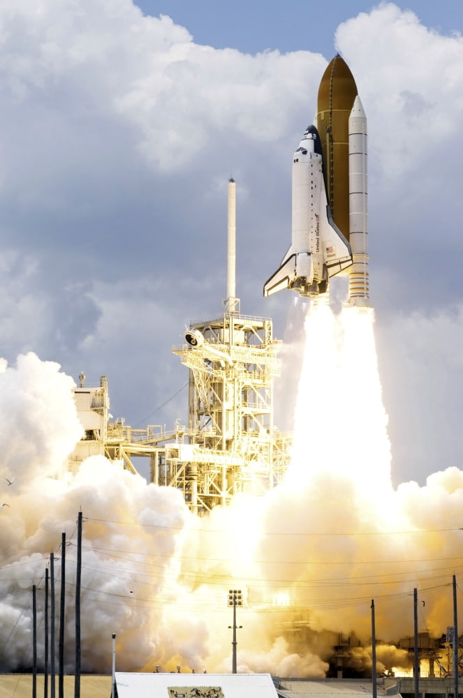 Space Shuttle Atlantis lifts off from its launch pad toward Earth orbit Canvas Art - Stocktrek Images (23 x 34)