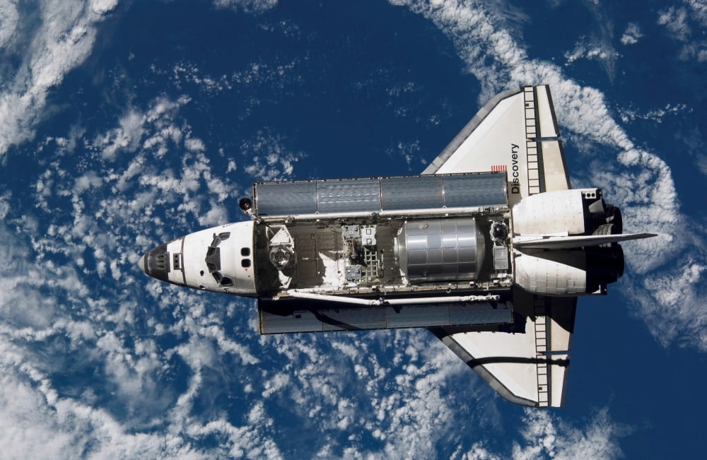 Space Shuttle Discovery Canvas Art - Stocktrek Images (34 x 22)