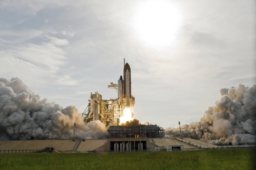 Space Shuttle Endeavour lifts off from Kennedy Space Center Canvas Art - Stocktrek Images (34 x 23)