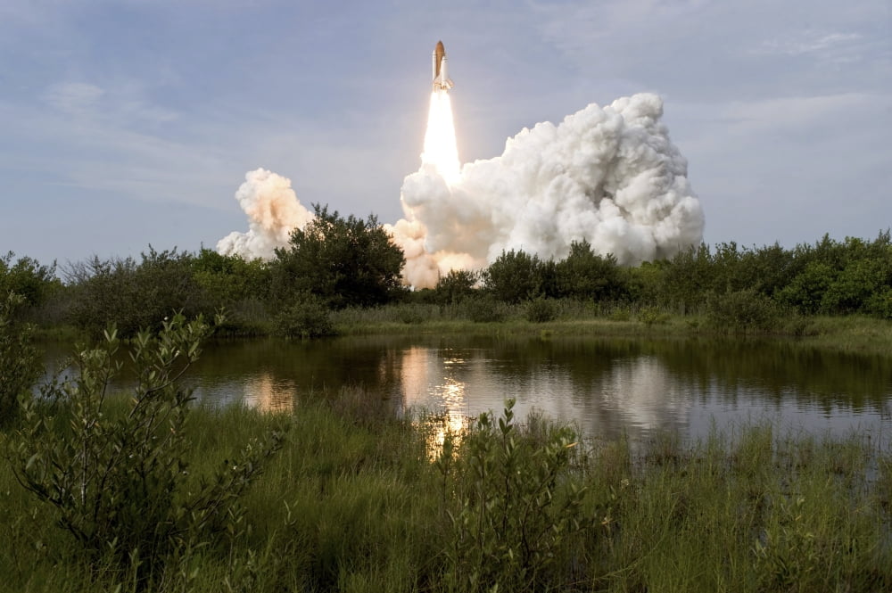 Space Shuttle Endeavour lifts off from Kennedy Space Center Canvas Art - Stocktrek Images (34 x 23)