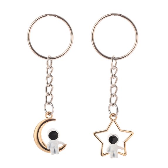 Space Themed Astronaut Keychain Space Keychain Pendant Keyring Accessory for Daily Use and Decoration