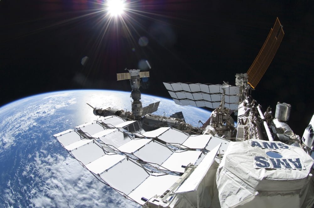 Space shuttle Atlantis docked to the International Space Station Canvas Art - Stocktrek Images (34 x 23)