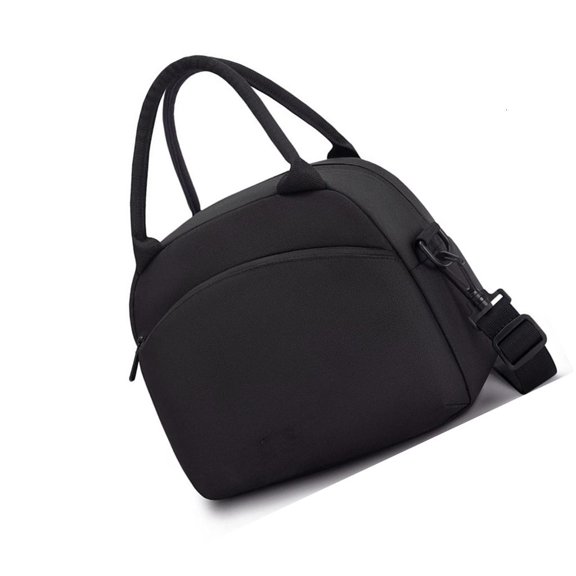 Spacious Waterproof Lunch Carriers Bag For Office Workers With Leakproof Design