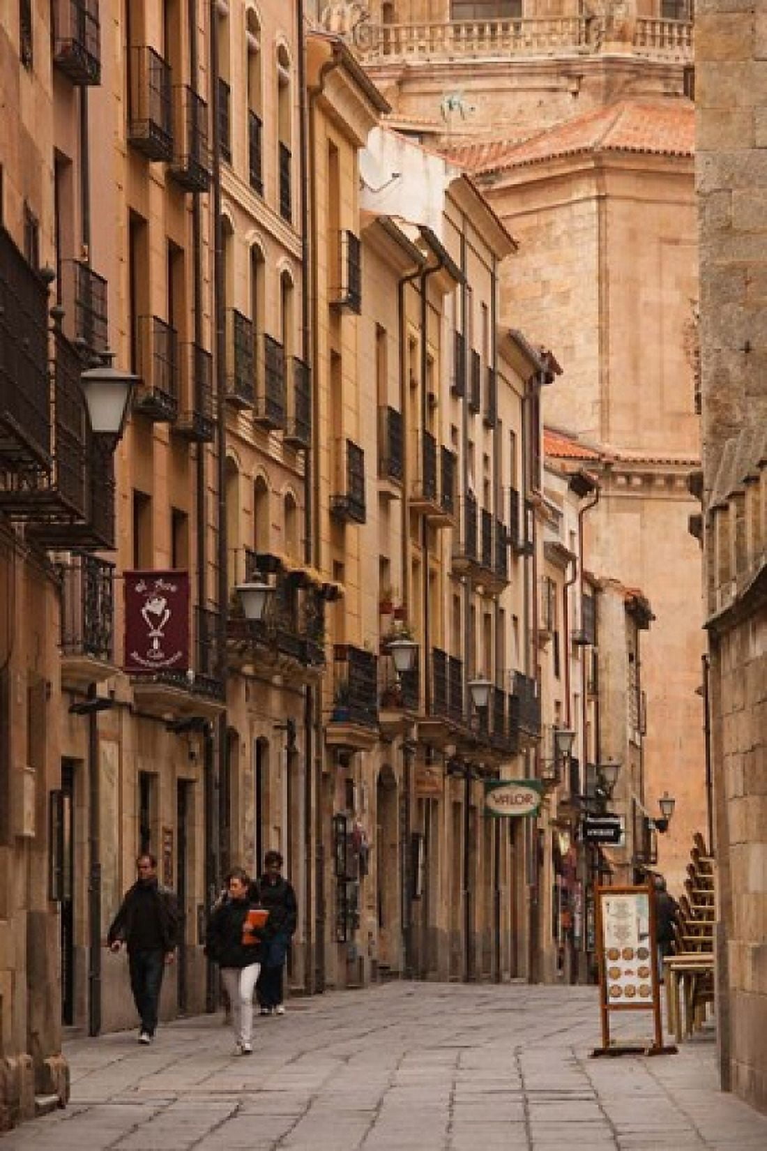 Spain Castilla y Leon Salamanca Rua Mayor Canvas Art - Walter Bibikow DanitaDelimont (25 x 38)