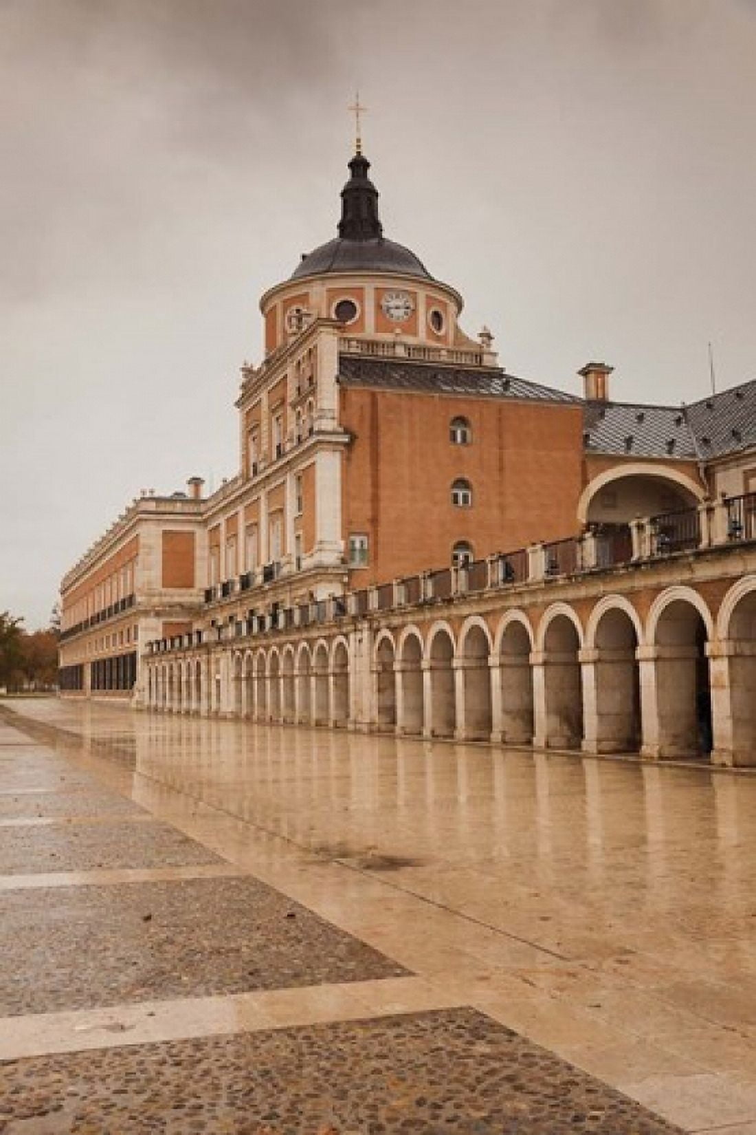 Spain Madrid Region Royal Palace at Aranjuez Canvas Art - Walter Bibikow DanitaDelimont (25 x 38)
