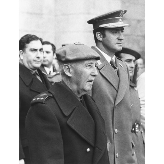 Spain'S Dictator History (24 x 36)