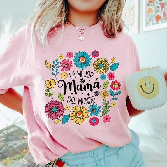 Spanish Mother’s Day T-Shirt, Retro Madre Floral Tee, Aesthetic Mama Graphic Shirt, Cute Gift for Mom T-Shirt