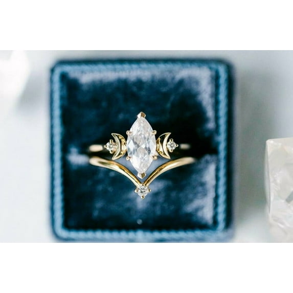Sparkle Jewels 1.50Ct Marquise Cut CZ Bride Wedding Ring Set 14K Yellow Gold Plated
