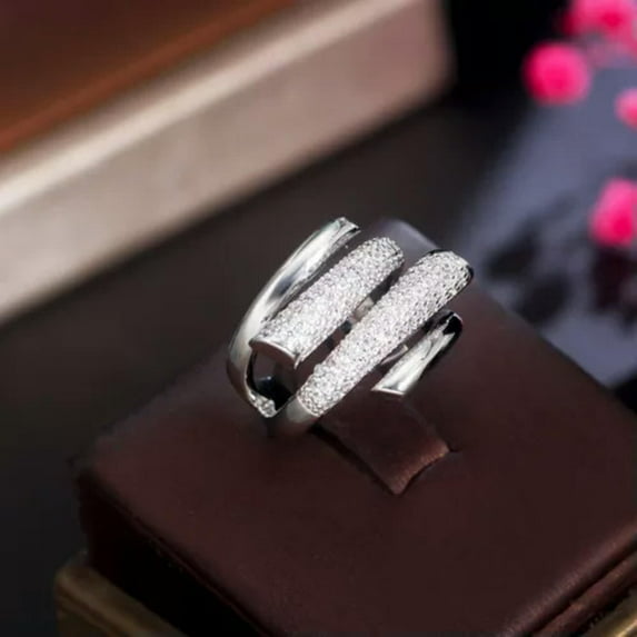 Sparkling Silver Plated Geometric Cubic Zirconia Pageant Big Round Finger Ring