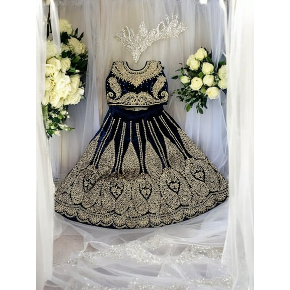 Sparkling Splendor: Girls' Lehenga with Dupatta