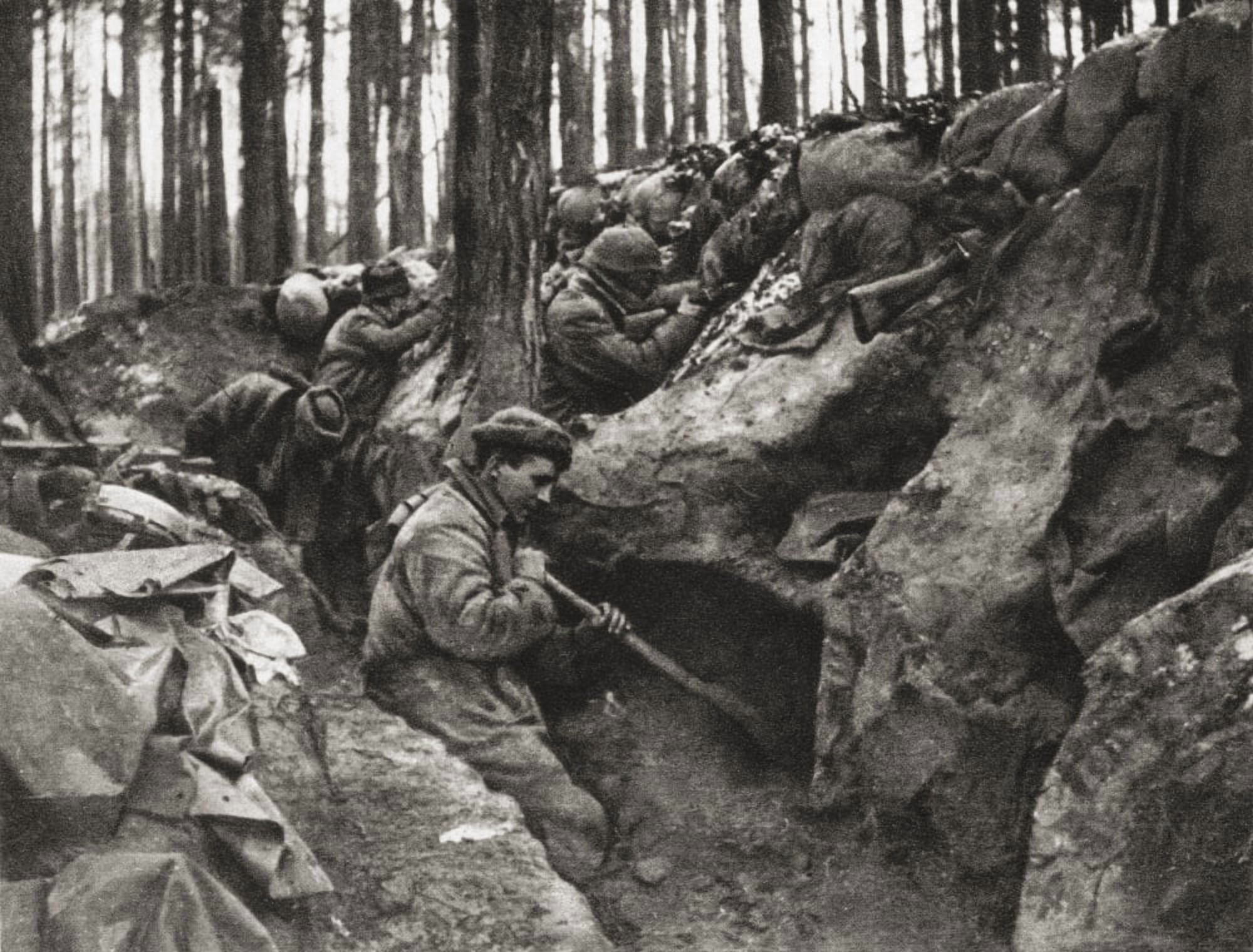 Specially Enlisted Navvies Digging Shelter-Trenches During First World War From The Illustrated War News Published 1915 Canvas Art - Ken Welsh Design Pics (16 x 12)