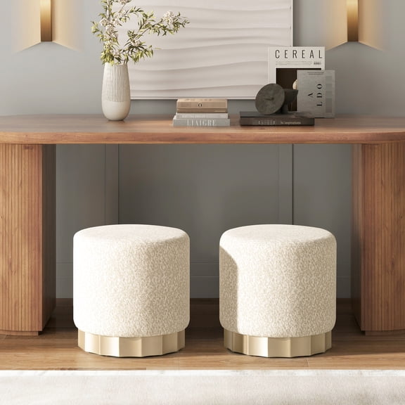 Speckled Beige Chenille 18" Round With Scalloped Edge Detail - Perfect For Indoor And Outdoor Use Base In Egg Versatile Option