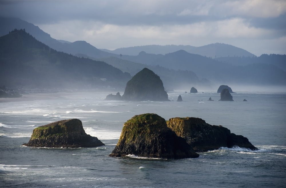 Spectacular coastal scenery is found at Ecola State Park Cannon Beach Oregon United States of America Canvas Art - Robert L Potts Design Pics (19 x 12)