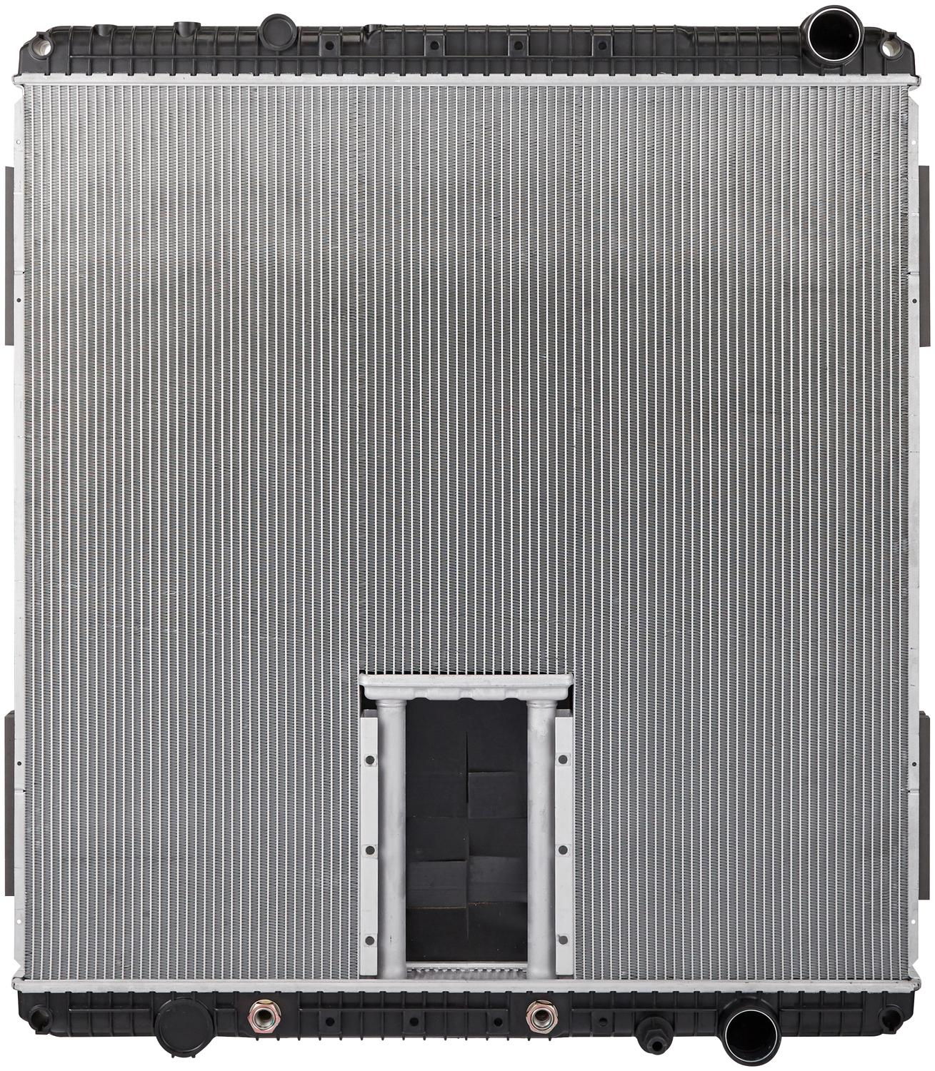 Spectra Premium 2001-1747P Plastic Aluminum Heavy Duty Radiator