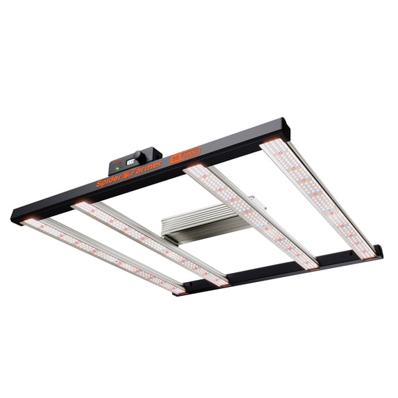 Spider Farmer SE3000 300W LED grow light dimmable Bluetooth and WiFi smart APP control for 3x3 ft grow tent