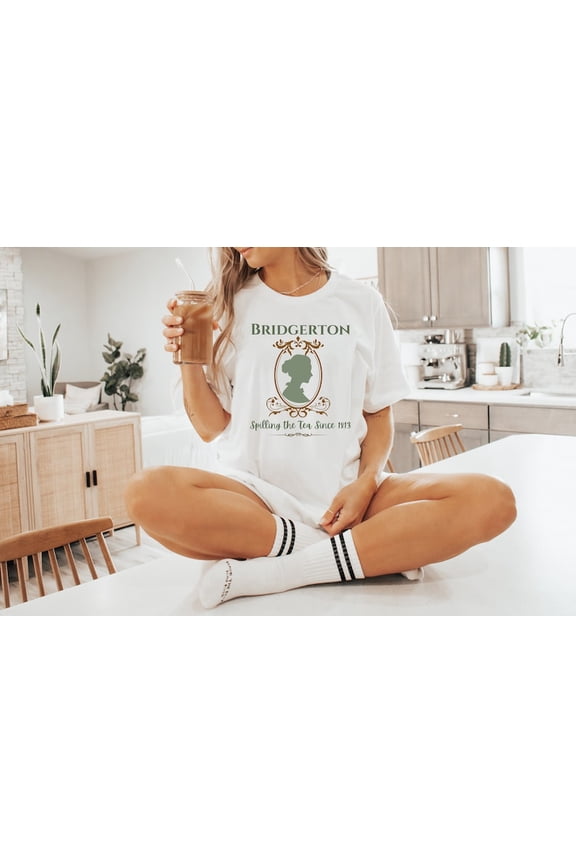 Spill the Tea Vintage Lady Literary Graphic Shirt, Gossip Whistledown Society Regency-Inspired Illustration Tee, Classic Tea Aesthetic Casual Top, Unisex Cotton T-Shirt, Size S-5XL