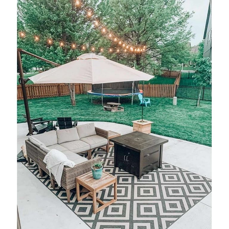 https://i5.walmartimages.com/seo/Spilsby-Outdoor-Area-Rug-Outside-Porch-Patio-Rug-Carpet-Waterproof-Rug-Black-Off-White-Beige-5-11-x-8-10_6d8a3c7f-b876-4066-aa2d-17901515c844.9369bd604d3f1273d0e7673757973c4b.jpeg?odnHeight=768&odnWidth=768&odnBg=FFFFFF