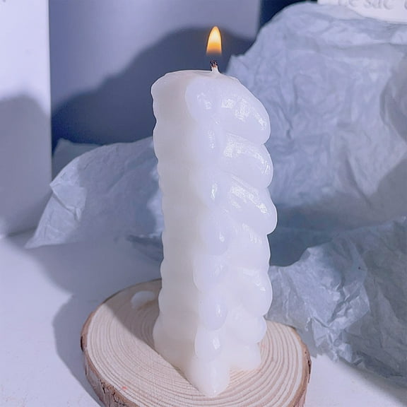 Spine Candle - Sandalwood Vanilla Scented Creepy Candles for Gothic Decor Gift - Ivory Spooky Vertebra Candle - Goth Decoration for Halloween - Large 3.81" Witchy Candle