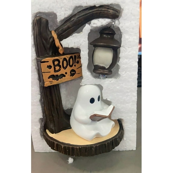 Spirit Night Light, Halloween Decorative Light with Flickering Flame Effect, Spooky Ambient Light for Home Decor(J)