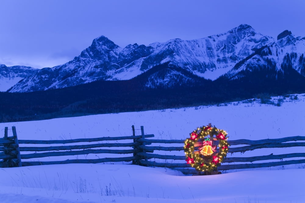 Split Rail Fence Decorated WWreath & Christmas Tree Colorado Winter Canvas Art - Michael DeYoung Design Pics (34 x 22)