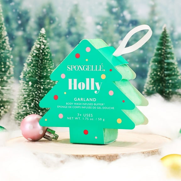 holly-garland-holiday-tree