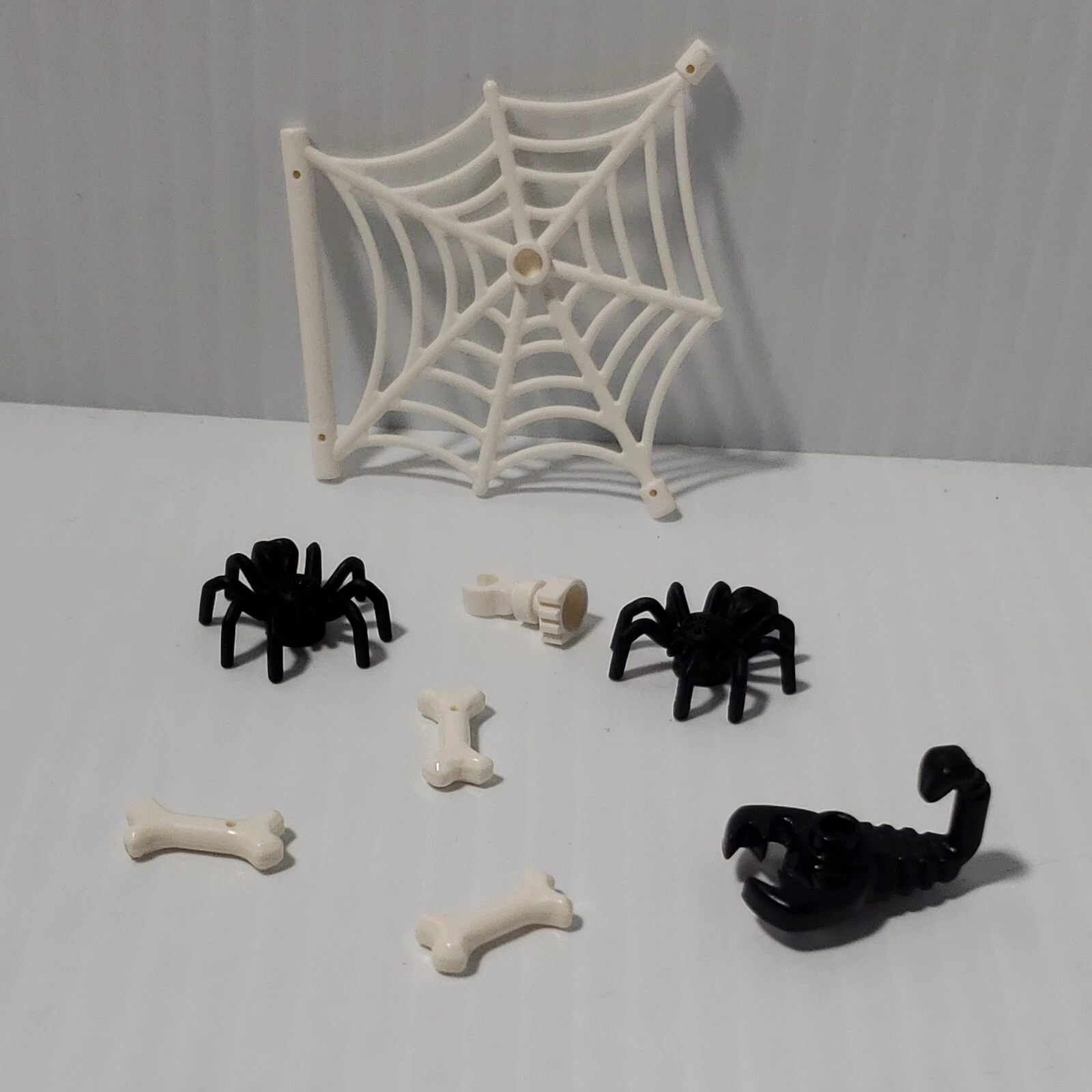 Spooky Lego Accessories White Spider Web Black Spiders Skeleton Bones Halloween