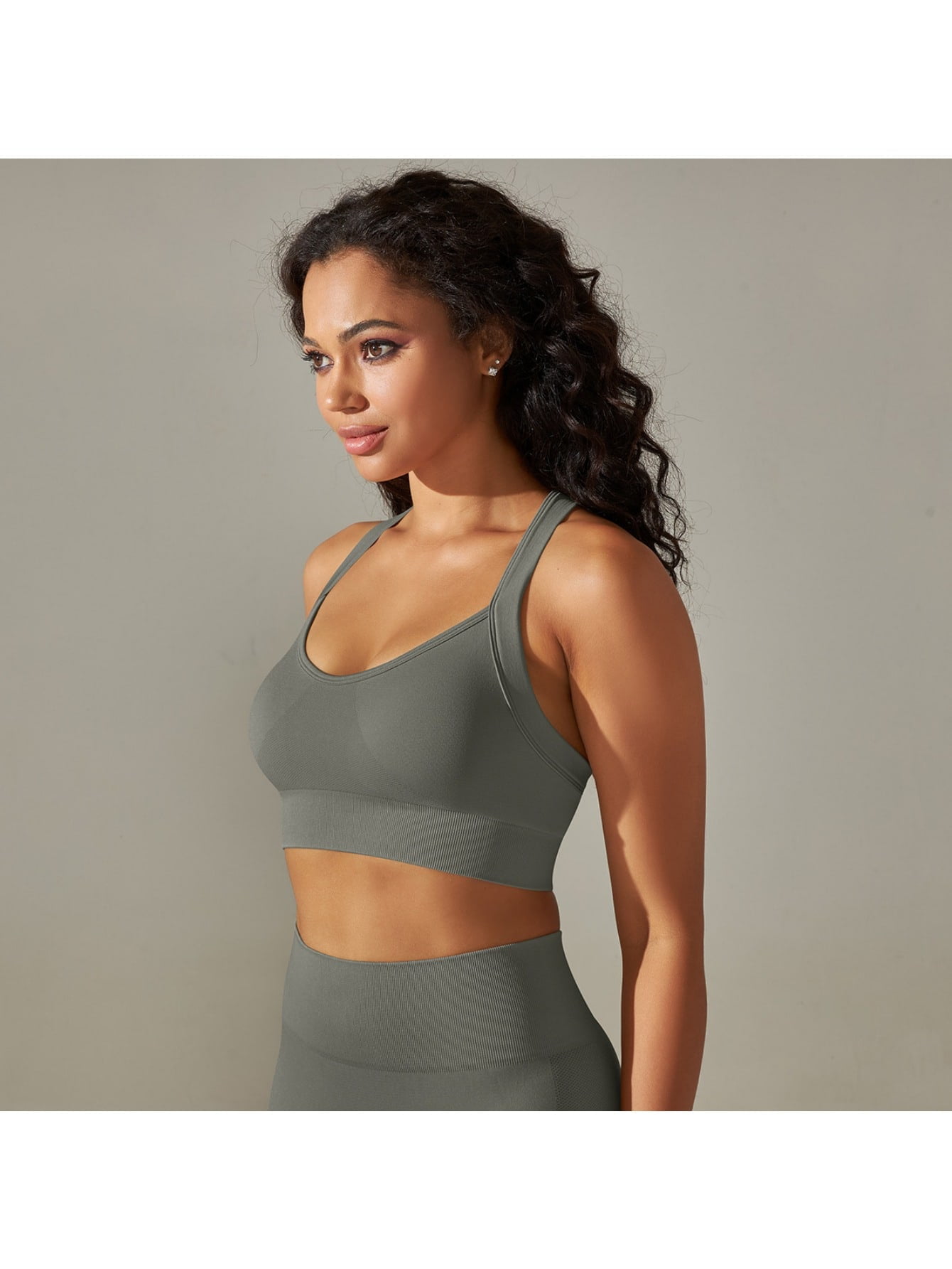 Sports Bras For Women Criss-cross Back Padded Workout Tank Tops Medium  Support Crop Tops For Women