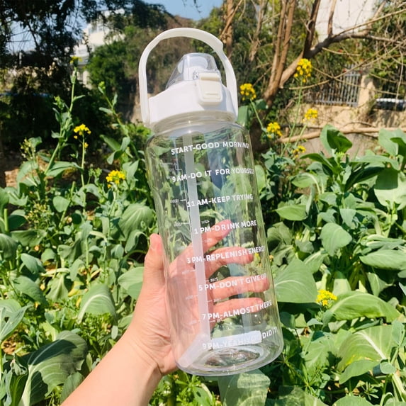 Sports Water Bottle, Space Cup with Straw Leak Proof 2000ml, Large Capacity Handle Design for Gym Exercise