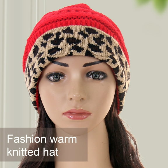 Sportswear Women's Lined Leopard Print Pom Beanie Hat