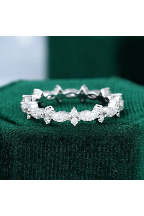 ry Asscher Cut Excellent 1.9 Ct Diamond Ring for Women - White Gold Plated 14K Diamond Ring - 3 Stone Diamond Rings for Women - Solitaire with Accent Diamond Rings for Women - Unique Gift