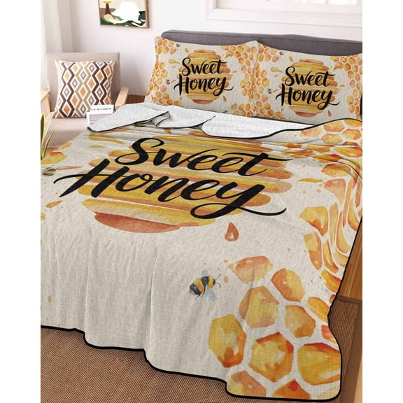 Spring Honey Bee King Size Down Alternative Comforter, Lightweight Comforter Quilt Bedding Set with Pillow Shams Watercolor Bee Farmhouse All Seasons Bed Comforter Duvet Insert 96"x106"