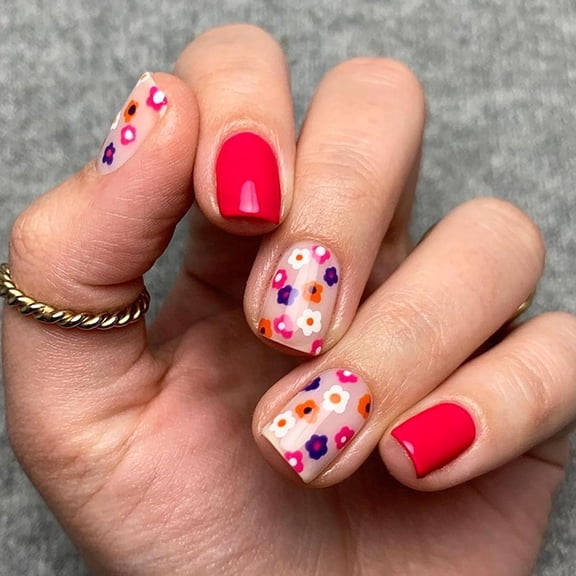 Spring Press on Nails Short Square Fake Nails White French Tip Nails Press ons Glossy Glue on Nails Nude Full Cover False Nails with White Flower Designs Artificial Stick on Nails for Women 24Pcs