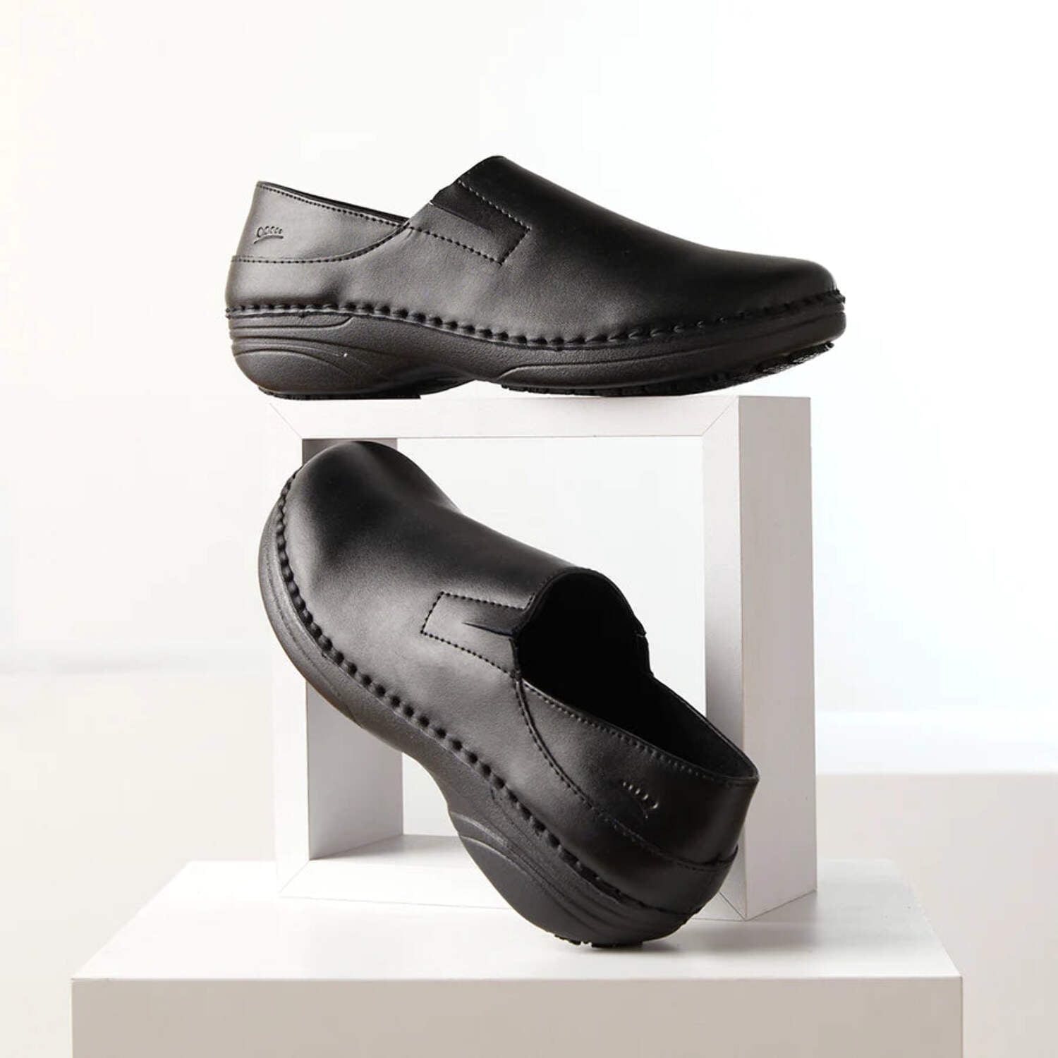 Spring Step Pro MANILA-B-W 100% Leather Slip-On Shoes with  display picture 2